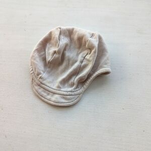 L'ovedbaby baby hat 6-12 months